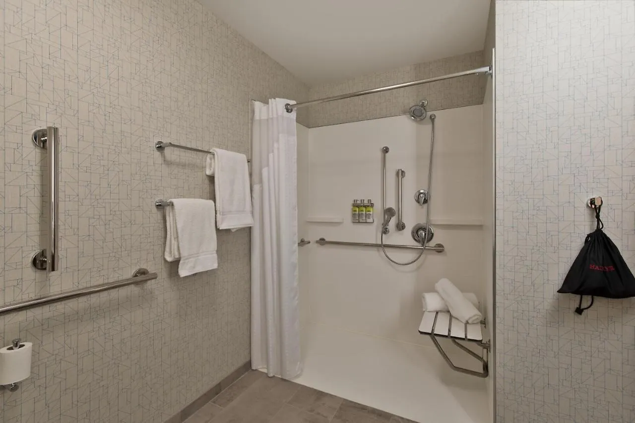 Hotel Holiday Inn Express & Suites - Portland Airport - Cascade Stn By Ihg